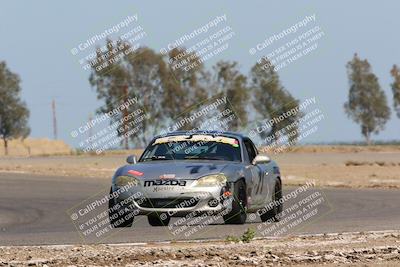 media/May-01-2022-CalClub SCCA (Sun) [[03a481c204]]/Group 5/Qualifying (I5)/